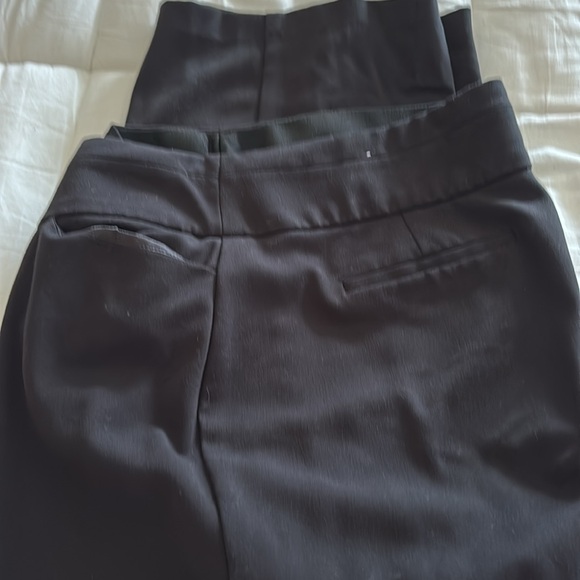 Maurice’s Smart Capri pants - Picture 4 of 4